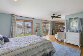 Stor och vacker Fox River / Chain of Lakes Waterfront Home - Image 4