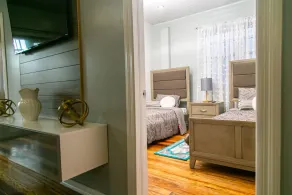 Luxury Home away from Home - Image 4