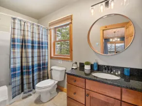 Sunny View Chalet- Minutes to Sunday River- Awesome Mountain Views! - Image 2