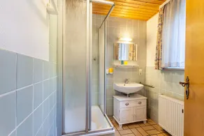 Holiday Apartment '3 Kirsche' with Mountain View, Shared Garden and Wi-Fi - Image 4