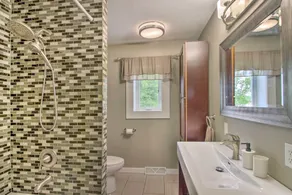 Mille Lacs Lake Home! Fishing Dock, Game-room, Amazing yard, Kayaks to enjoy! - Image 3