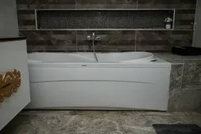 Lenny Suite Apartment - Image 4