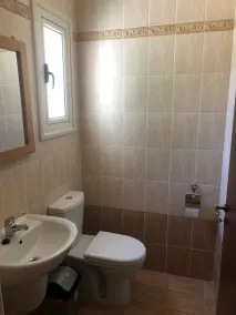 Villa Denis, heated pool on request, centrally located in Coral Bay - Image 2