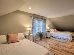 Modern furnished apartment w/ BBQ Grill - Image 5