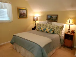 'The Lake House' on beautiful Lake Martin! Ideal location on the water.  - Image 5