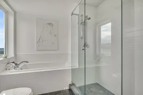 5 level, fun, walkable urban artist's Loft. Trained dogs now welcome! - Image 4