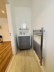 Penuel 3-bedroom house in Central Sutton-in-Ashfield - Image 5