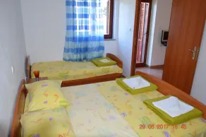 Apartamento de una habitación con un balcon Jakisnica, Pag (A-4160-d) - Image 2