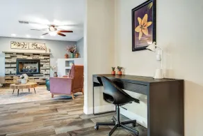 5BDRM Lux Estate- Heated Pool and Neon Arcade Room - Image 3