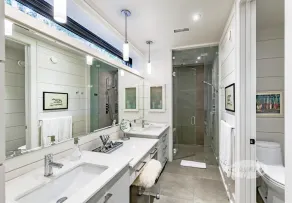 7bed 6bath cottage + 1bed 1bath Bunkie! South Exposure! Beach! Tennis Court! - Image 4
