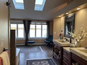 Luxury ocean front property - Image 4