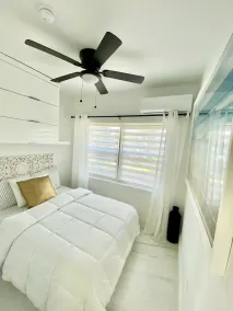 3 Seasons At The Carrington 3 Separate 2 Bedroom 1 Bathroom Apartments And A 3 Bedroom 2 Bathroom Villa - Image 4