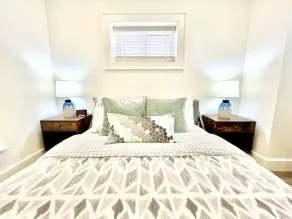 Hills - 4 Rental Suites in 1 - Downtown Meaford - Image 4