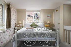 Bantam Cottage - sleeps 2 guests  in 1 bedroom - Image 3