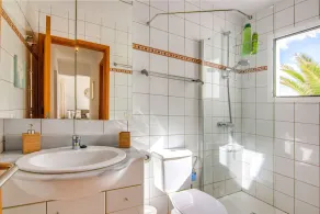 A3, in a small complex with communal pool 100m from the sea - Image 2