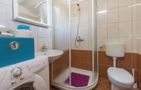 Splendido appartamento con 2 camere da letto a Pazin - Image 2