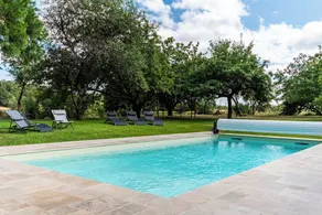 Spacious 320 m² Country Manor with Pool, WiFi & Gardens - Image 3