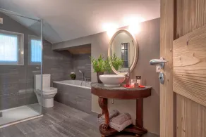 LUXURY Chalet 345 - Central Magnificent Views in the heart of Les Gets - Image 3