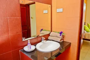 Fornito 3 BR appartamento a Nawala - Image 3