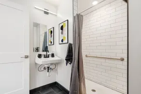 Designer 1-Bed Haven near Downtown! Pets Welcome! - Image 4