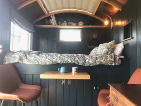 Astronomer Hut-glorious views with hot tub - Image 5