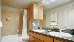 Fully Equipped w/ Stylish Design and Free Parking - Image 2