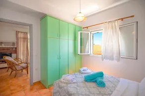 Takis Kaminaki: Lovely apartment, sleep 4, near beach, A/C, WiFi - Image 5
