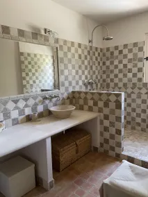 Cottage di Charme in casale in pietra circondato da vigneti nel Luberon - Image 3