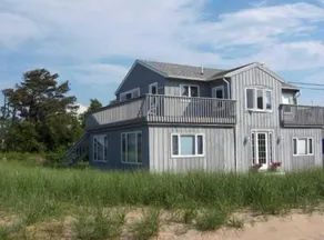 Beautiful Oceanfront Home! - Image 5