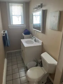 Free 2 Car Parking at this 3 bedroom apartment. Close to a park. Great location - Image 3
