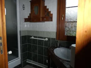 Large Family House Old Farmhouse, Good Location, Village Center - Image 5