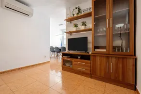 Central modern 3bdr, A/C, wifi & Parking - Image 2