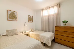 Elegant Candelaria apartment with ocean views - Image 3