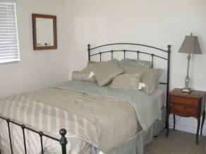 Flowers Lake Cottage - Image 3