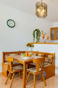 2-Zimmer-Ferienwohnung mit Terrasse und Meerblick Simuni, Pag (A-4083-a) - Image 5