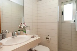 Par 4 Rental 1 Salobre by VillaGranCanaria - Image 3