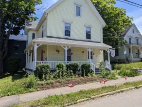 Flaminglet Micro-Suite *Downtown Wolfville* - Image 3