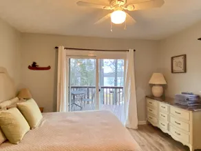 Mid Century 4 BR Lake Hartwell Home with Great views, good vibes, + large dock - Image 5
