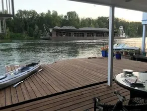 The Lily Pad (A Floating Home) - Image 4