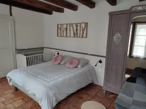 Charming 18th Century Home with Modern Comforts, Baby Amenities, and Culinary Workshops - Image 4