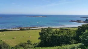 Exceptional villa overlooking the sea: 180° view of the islands - Image 4