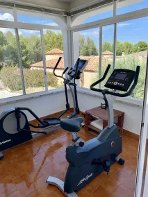 Fantastisk villa 3 km fra stranden, omgivet af grønne områder - Image 3