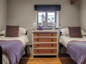 Alojamiento de 2 habitaciones en Thorncliffe, near Leek - Image 5