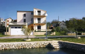 Atemberaubende Wohnung in Jadrtovac - Image 4