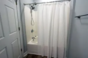 Lakefront Condo, Amazing Lake & Mountain Views + Resort Amenities - Image 4