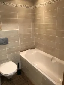 Appartamento con 2 camere da letto con piscina e parcheggio sotterraneo - Image 3