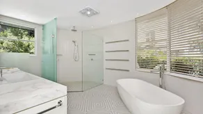 Spectacular Penthouse in Little Cove Noosa Heads - Unit 2 Cuvee 29 Allambie Rise - Image 2