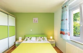 Five-Bedroom Holiday Home In Vinjani Donji - Image 5