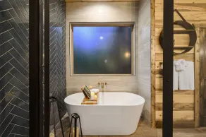 Perfect Couples Getaway! Modern Chic 1 bdrm Sleeps 4 - Image 4