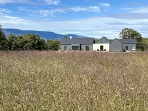 FAB MODERN BARN  w/heated pool, views & 21+ acres - close to UVA & Vineyards! - Image 4
